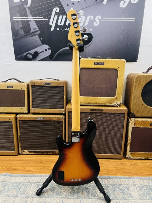 Fender Amercian Deluxe Jazz Bass 1997 - Image 5