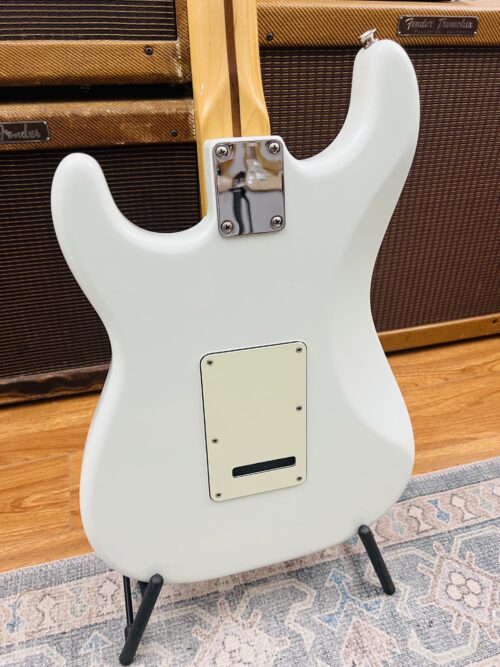 2012 Fender Deluxe Stratocaster MIM - Image 5