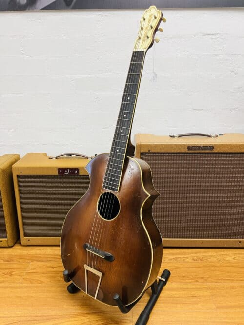 1930s Kay Kraft Venetian - Image 2