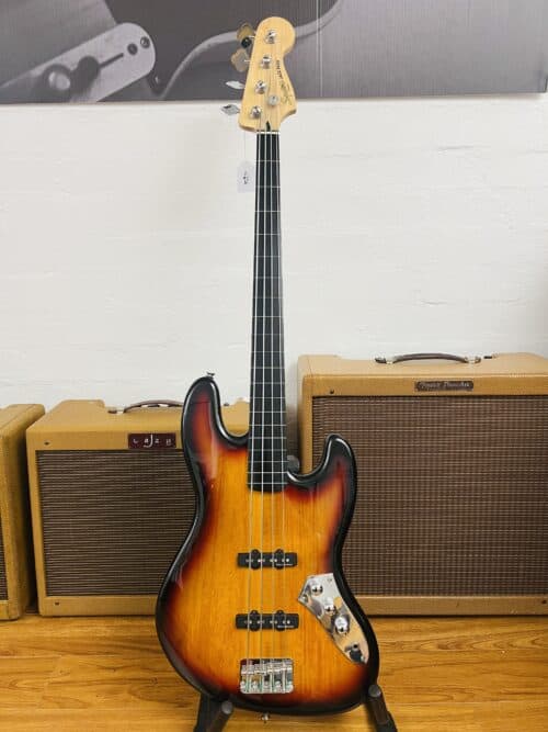 2007 Fender Squire Fretless Jazz - Image 3